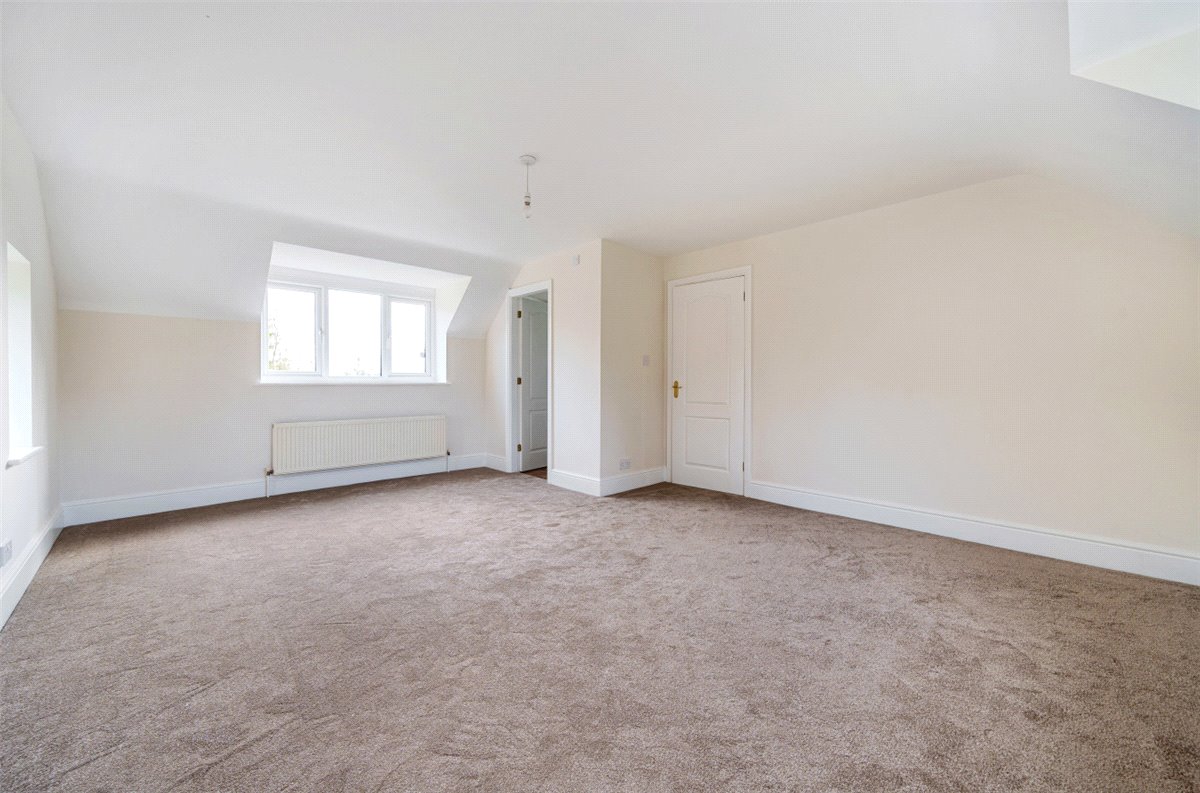 3 bedroom House, Church Lane, Middleton, B78 - Available, Image 6