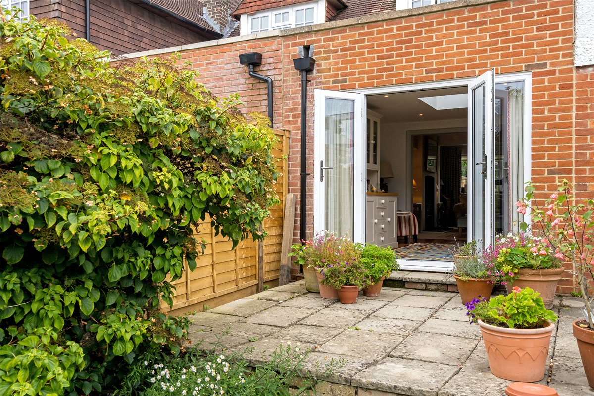 3 bedroom House, St. Johns Close, Marlborough, SN8 - Sold STC, Image 18