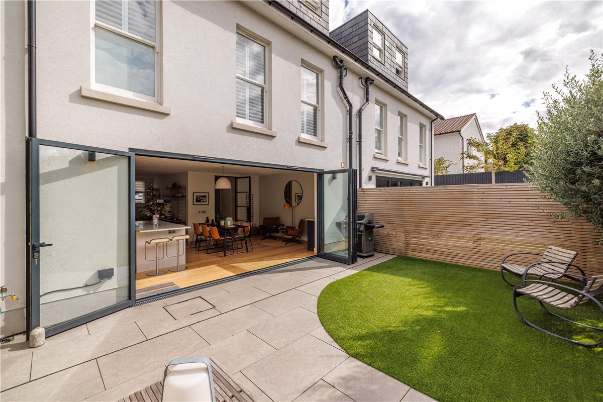 4 bedroom House, West Temple Sheen, London, SW14 - Available, Image 3