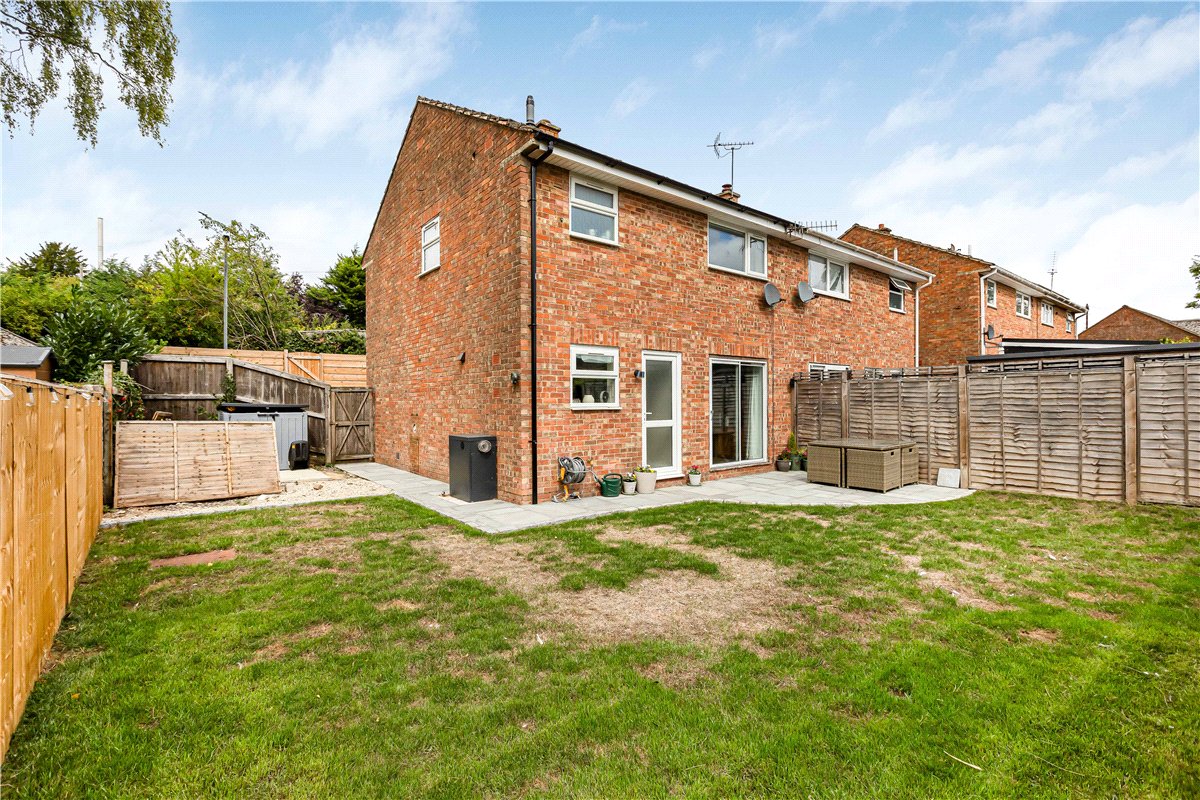 3 bedroom House, Lower Prospect, Marlborough, SN8 - Available, Image 9