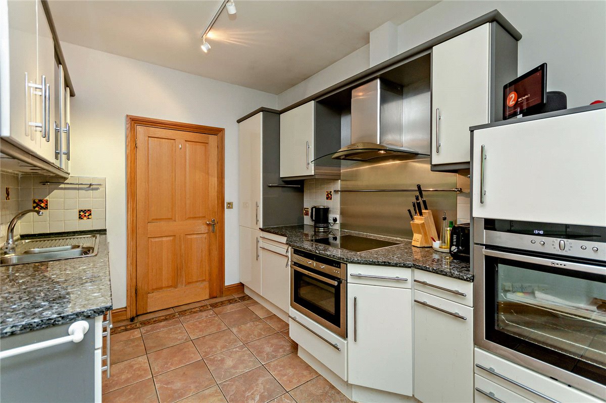 3 bedroom House, The Maltings, West Ilsley, RG20 - Available, Image 8