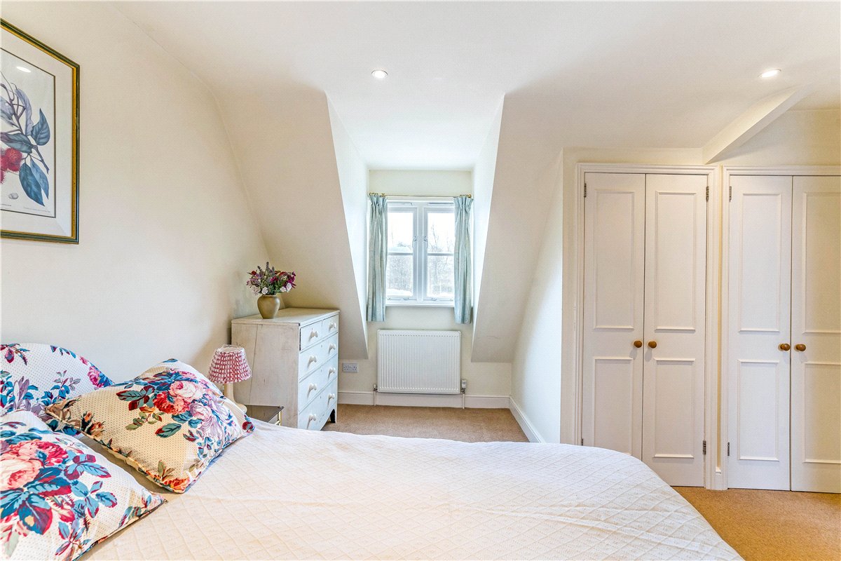 3 bedroom House, Pewsey Road, Upavon, SN9 - Available, Image 11