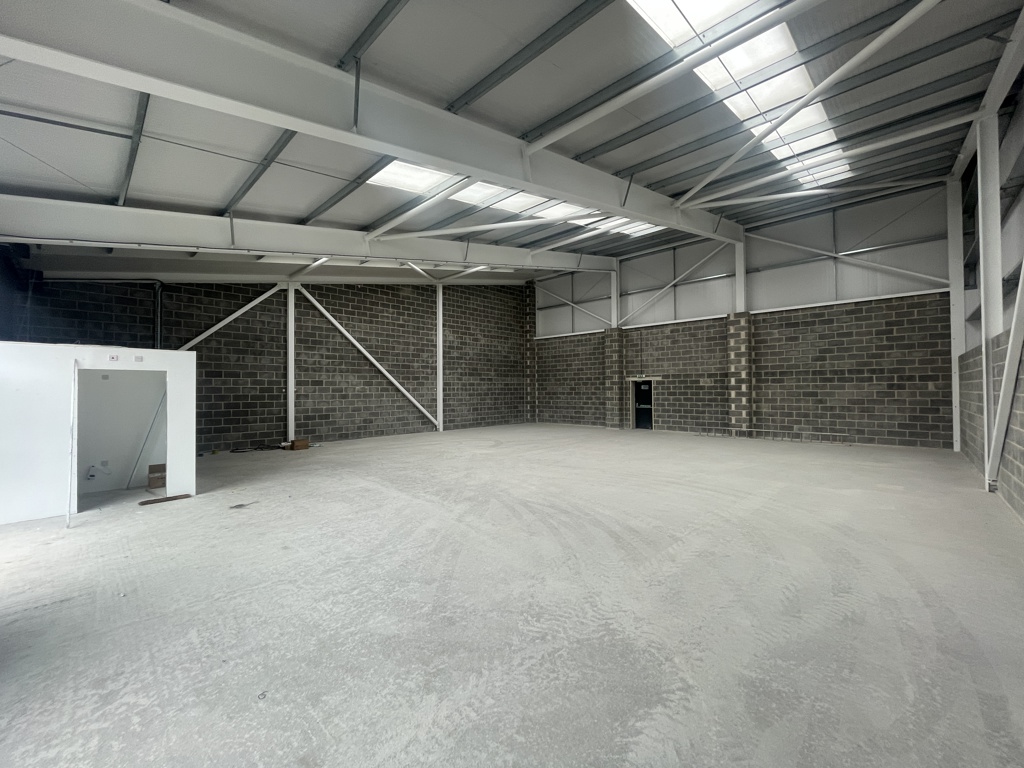163 to 277 Sq M, Tapstone Road, Chard, TA20 - Available, Image 5
