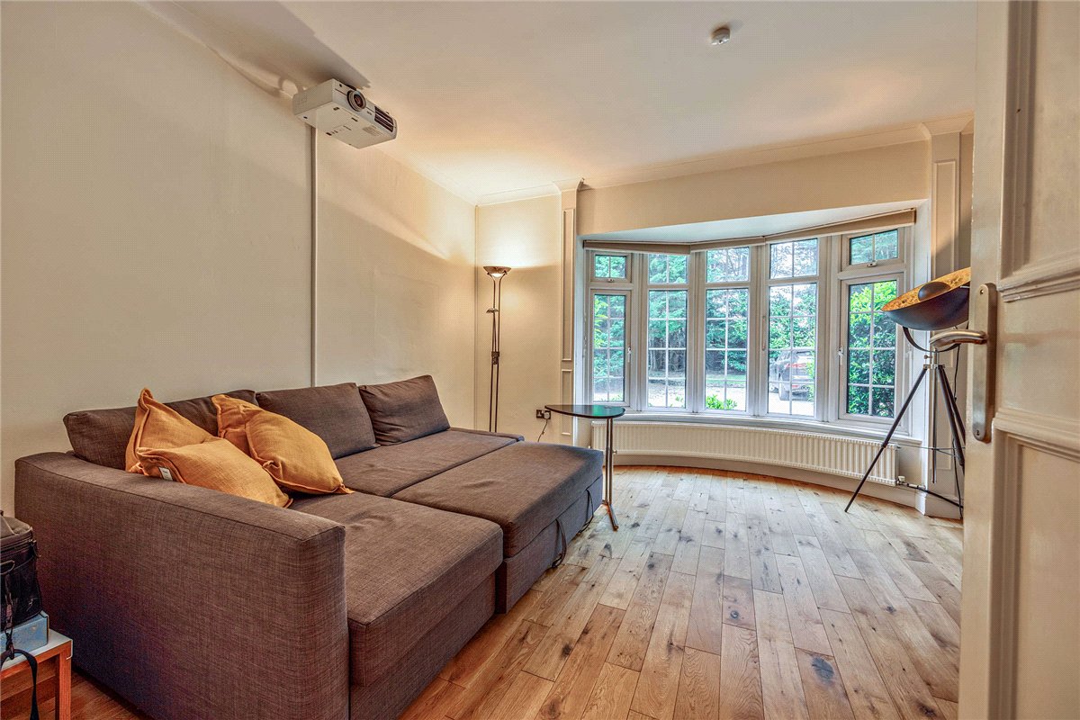5 bedroom House, Andover Road, Newbury, RG14 - Available, Image 23