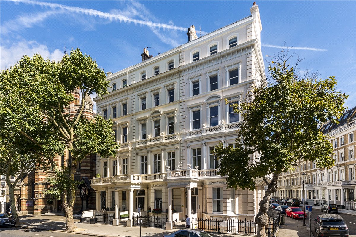 3 bedroom Flat, Queens Gate, South Kensington, SW7 - Available, Image 15