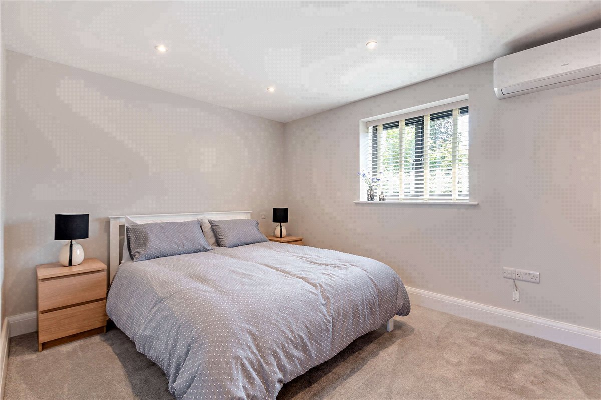 4 bedroom House, Clayton Mews, St. Mary Bourne, SP11 - Sold, Image 8