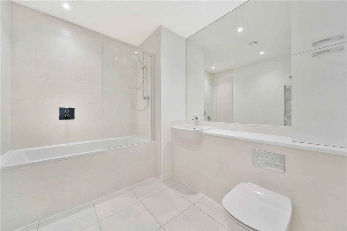 1 bedroom Flat, Heartwell Avenue, London, E16 - Available, Image 4