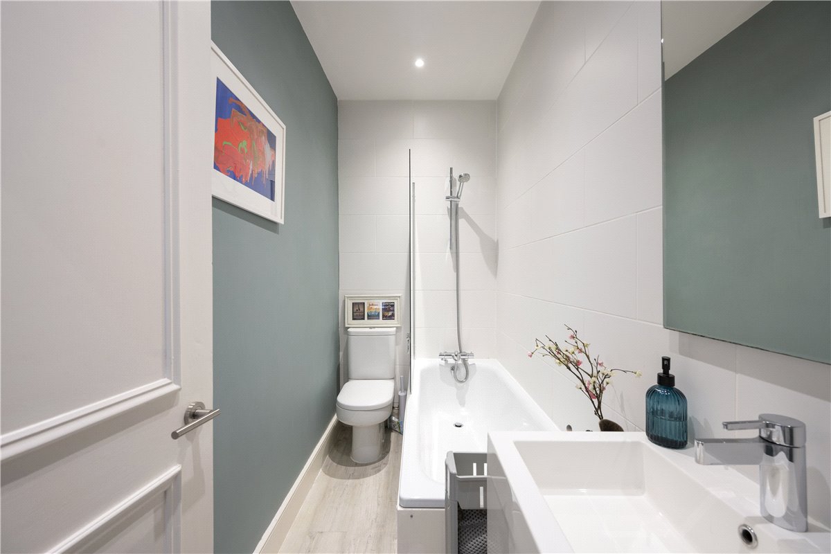 2 bedroom Flat, Balham Park Road, London, SW12 - Sold, Image 10