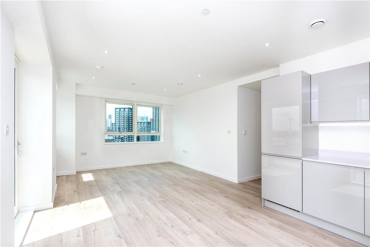 2 bedroom Flat, Heartwell Avenue, London, E16 - Let Agreed, Image 17