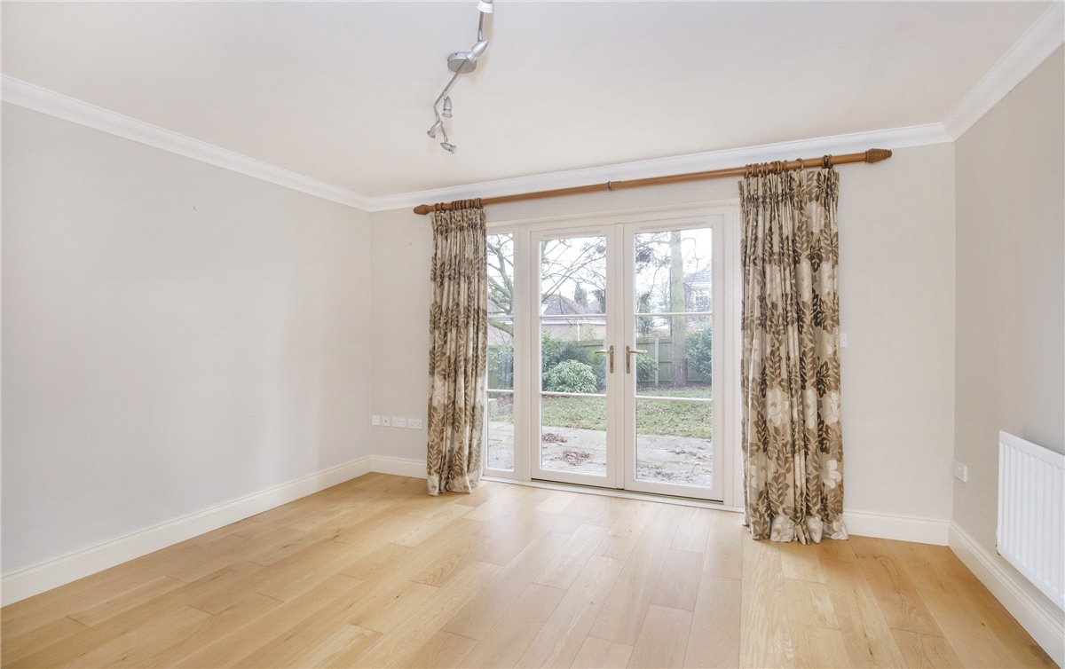 4 bedroom House, The Square, Dringhouses, YO24 - , Image 4
