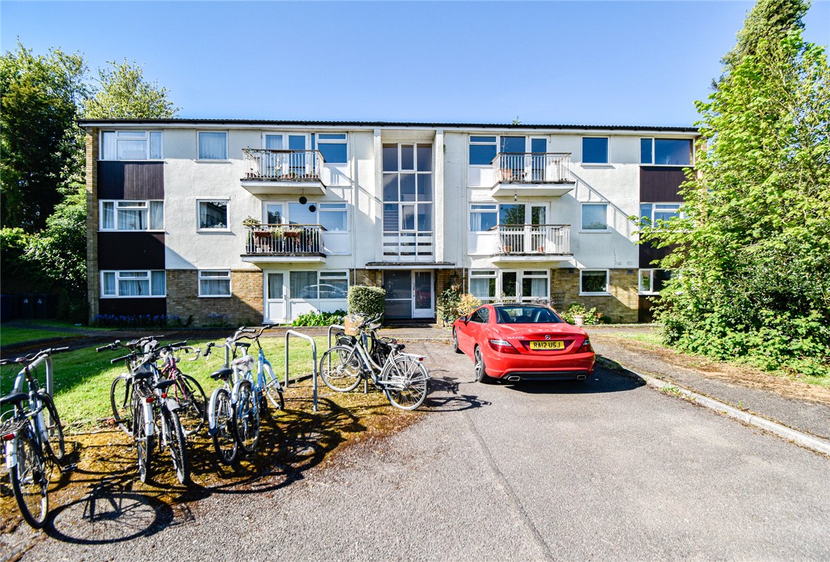 3 bedroom Flat, Lingholme Close, Cambridge, CB4 - Sold STC