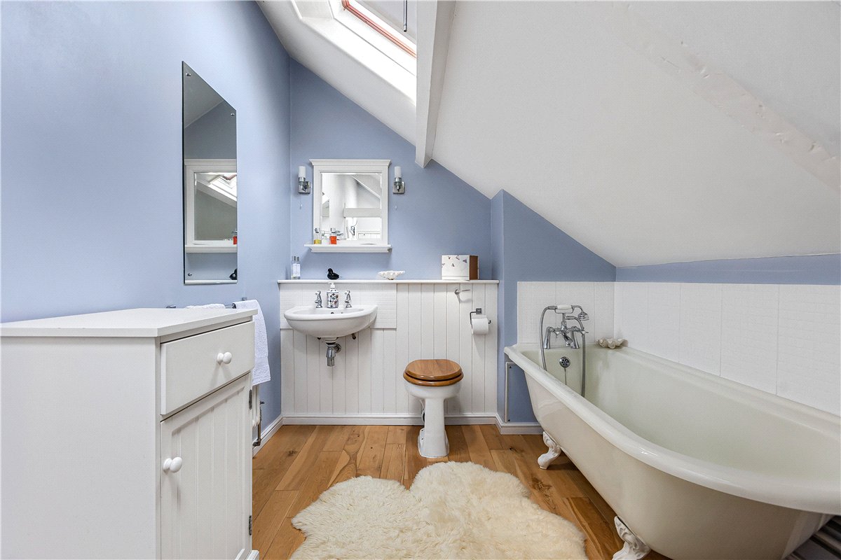6 bedroom House, Church Road, Hinton Waldrist, SN7 - Available, Image 25