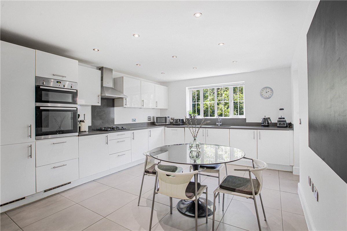 4 bedroom House, Simpsons Way, Kennington, OX1 - Available, Image 4