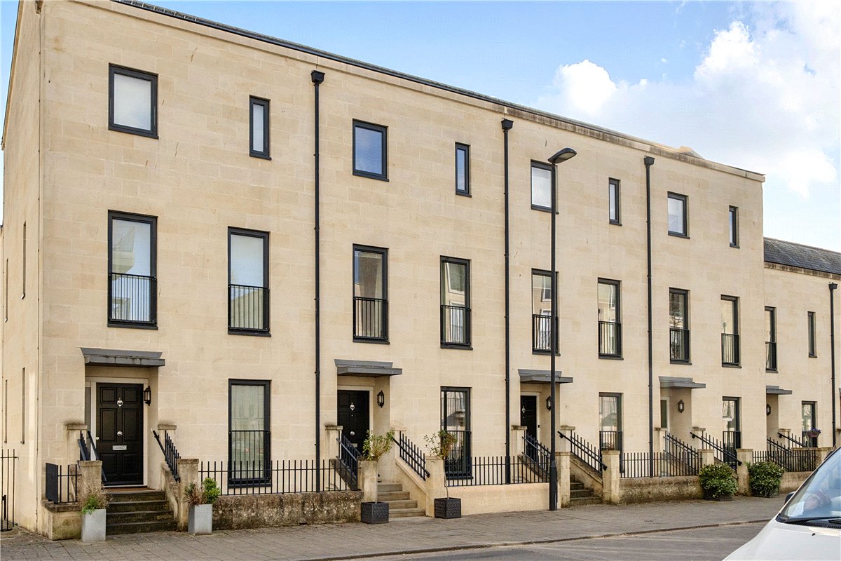 4 bedroom House, Stothert Avenue, Bath, BA2 - Sold STC