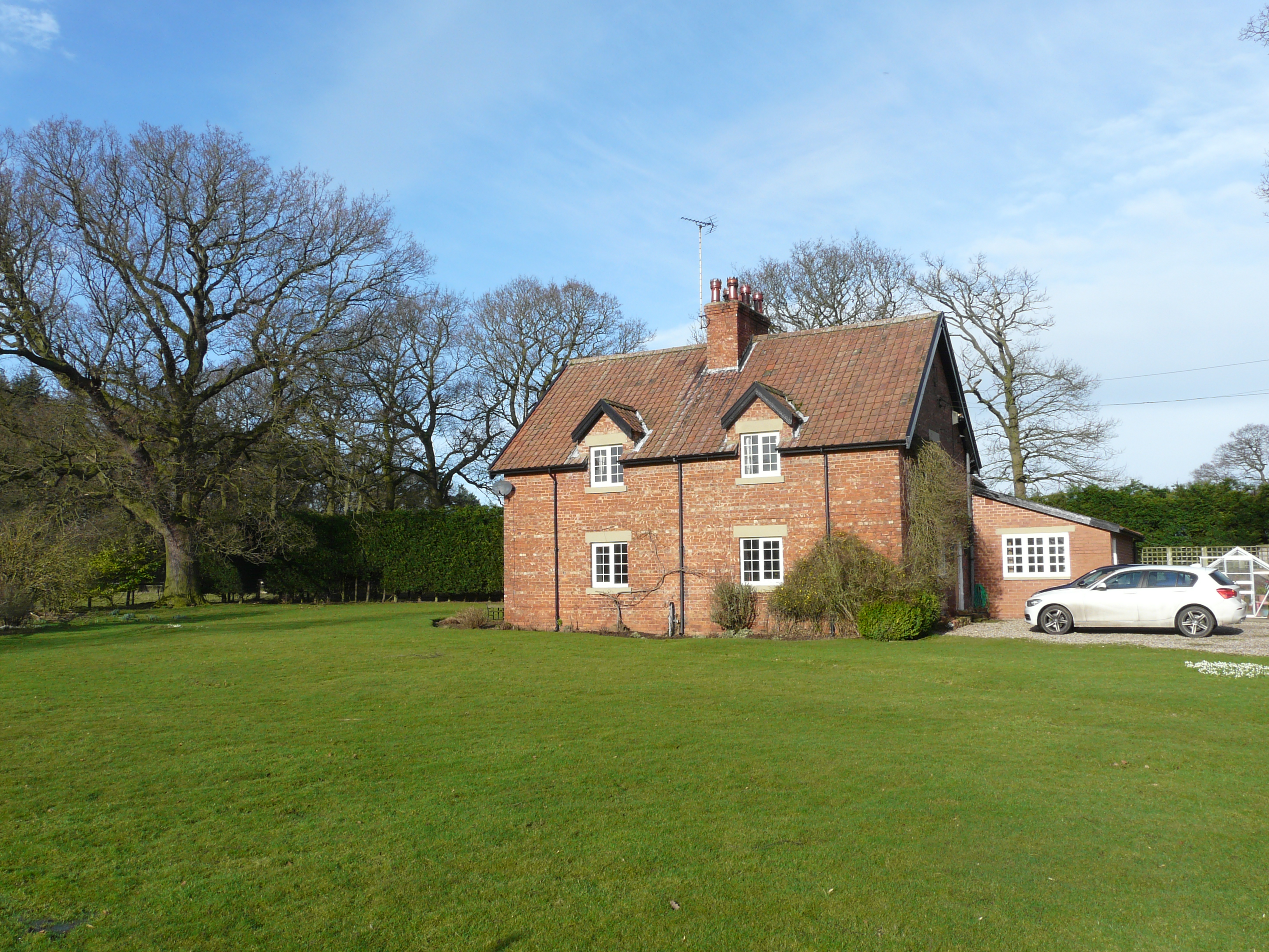 5 bedroom House, Camp Hill, Kirklington, DL8 - Let Agreed