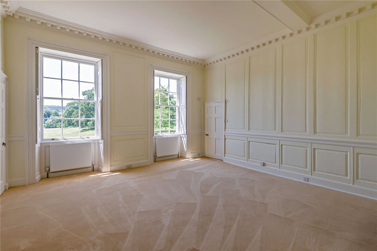 10 bedroom House, Wolverton, Nr Kingsclere, RG26 - Available, Image 11