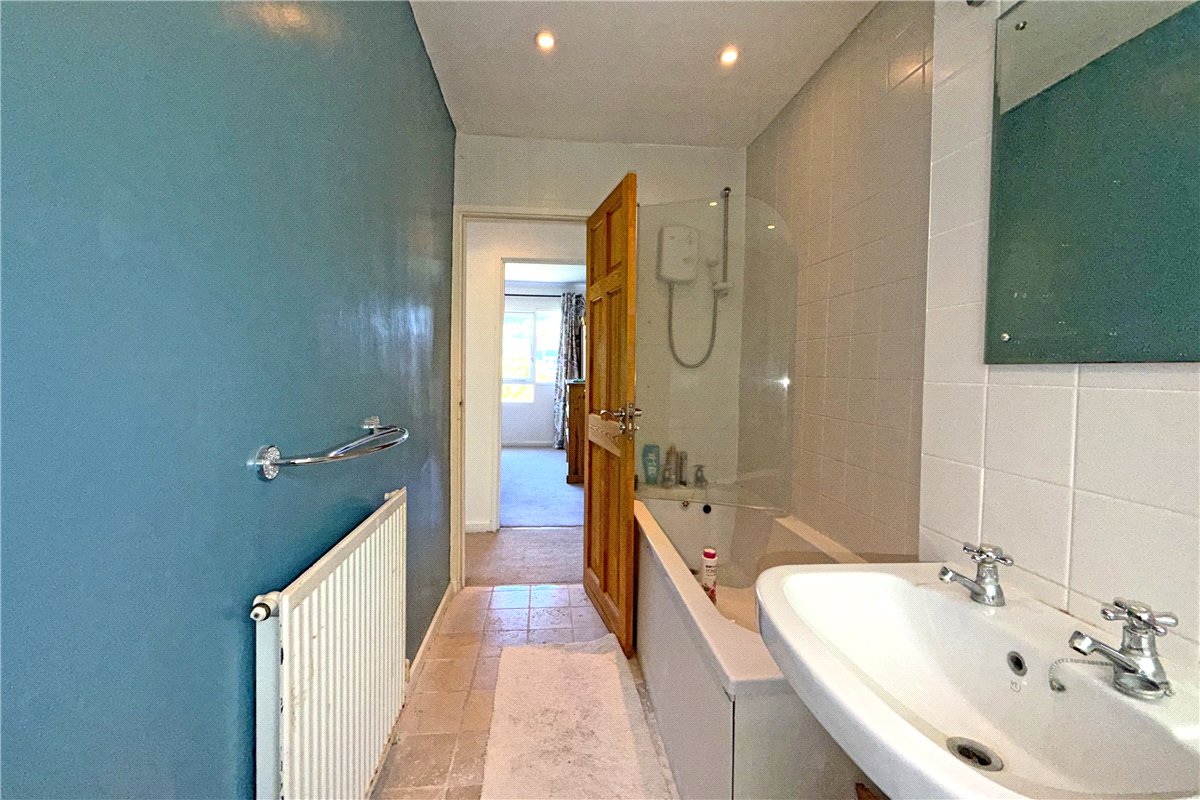 2 bedroom Flat, Parkleys, Richmond, TW10 - Available, Image 3