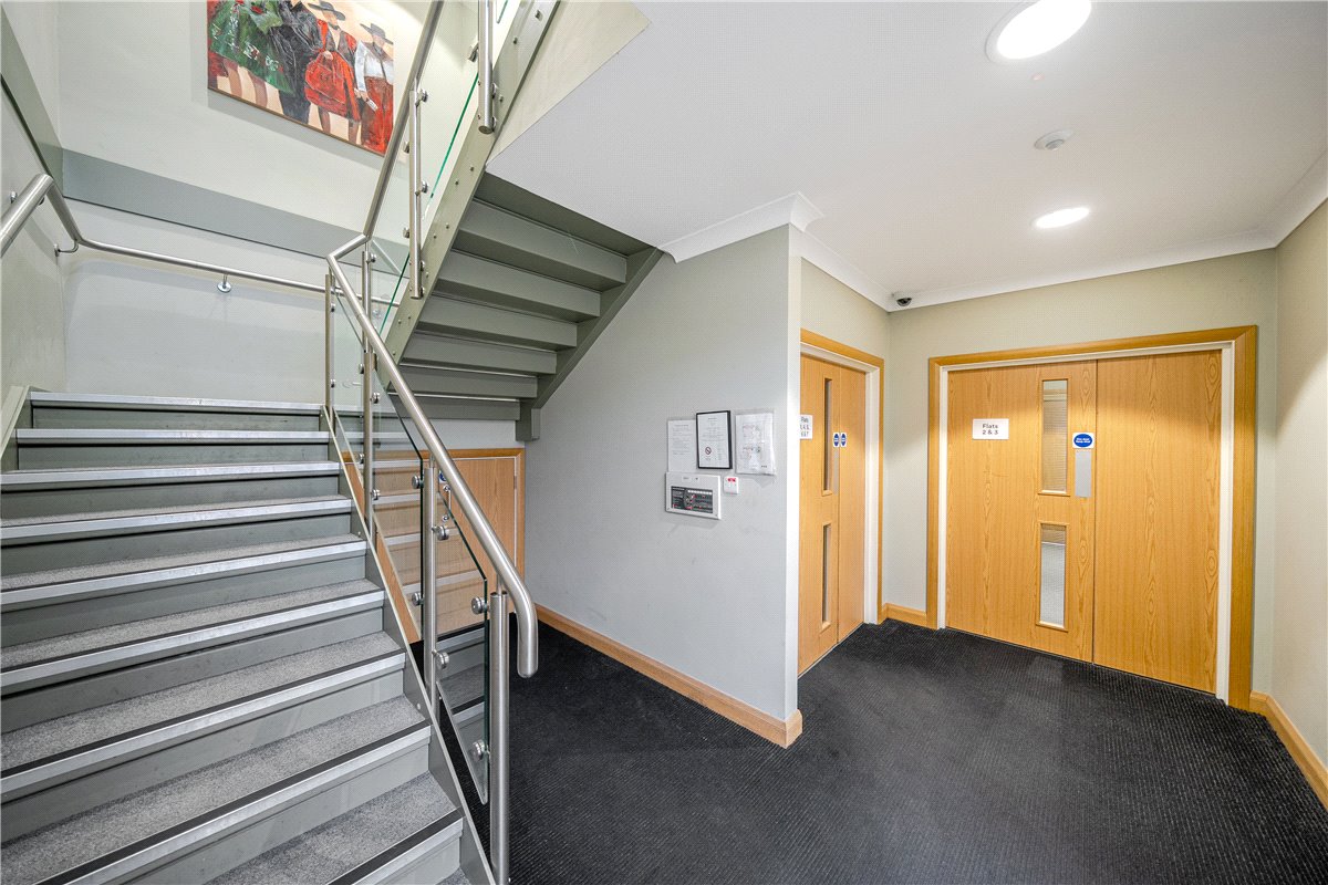 2 bedroom Flat, River Place, Bath, BA2 - , Image 12