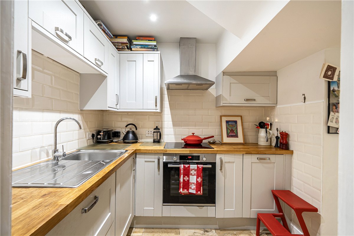 2 bedroom Flat, Sydney Place, Bath, BA2 - Available, Image 9