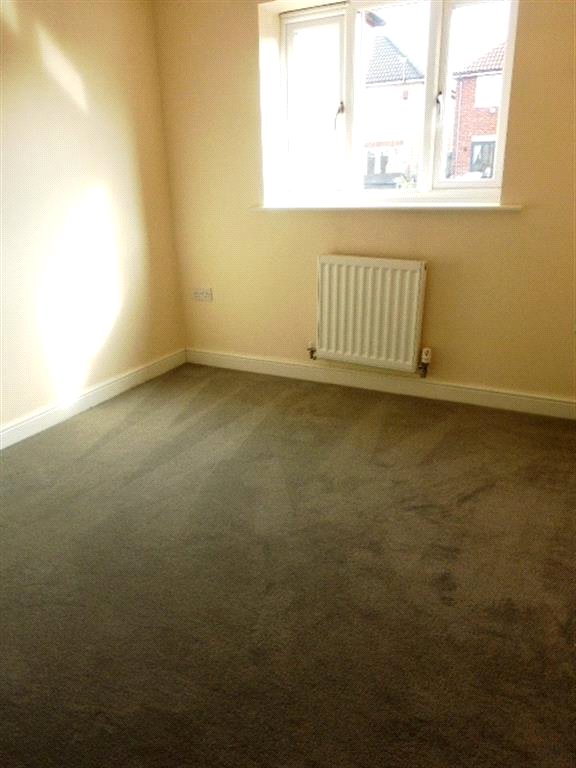 3 bedroom House, Bracken Way, Harworth, DN11 - , Image 8