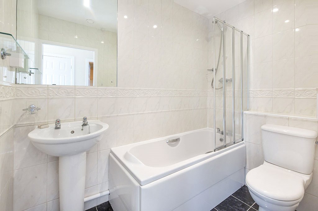 2 bedroom Flat, Oak Tree Court, Haxby, YO32 - Let Agreed, Image 4