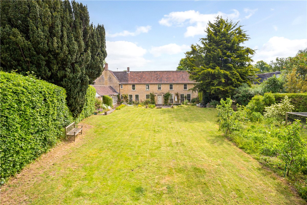 4 bedroom House, Castle Street, Calne, SN11 - Available, Image 7