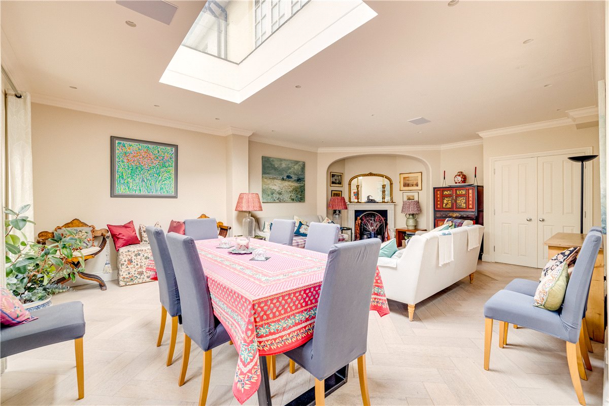 5 bedroom House, Ellerton Road, London, SW18 - Available, Image 8
