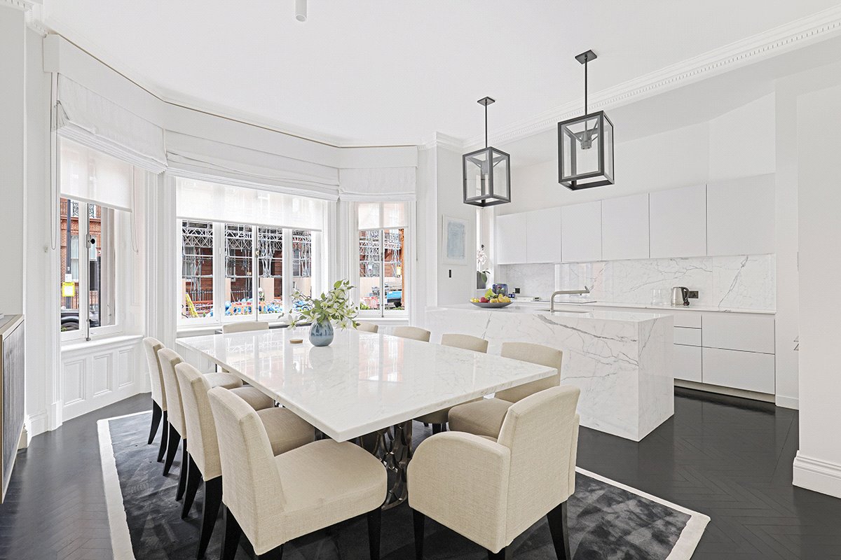 3 bedroom Flat, Pont Street, Knightsbridge, SW1X - Available, Image 26