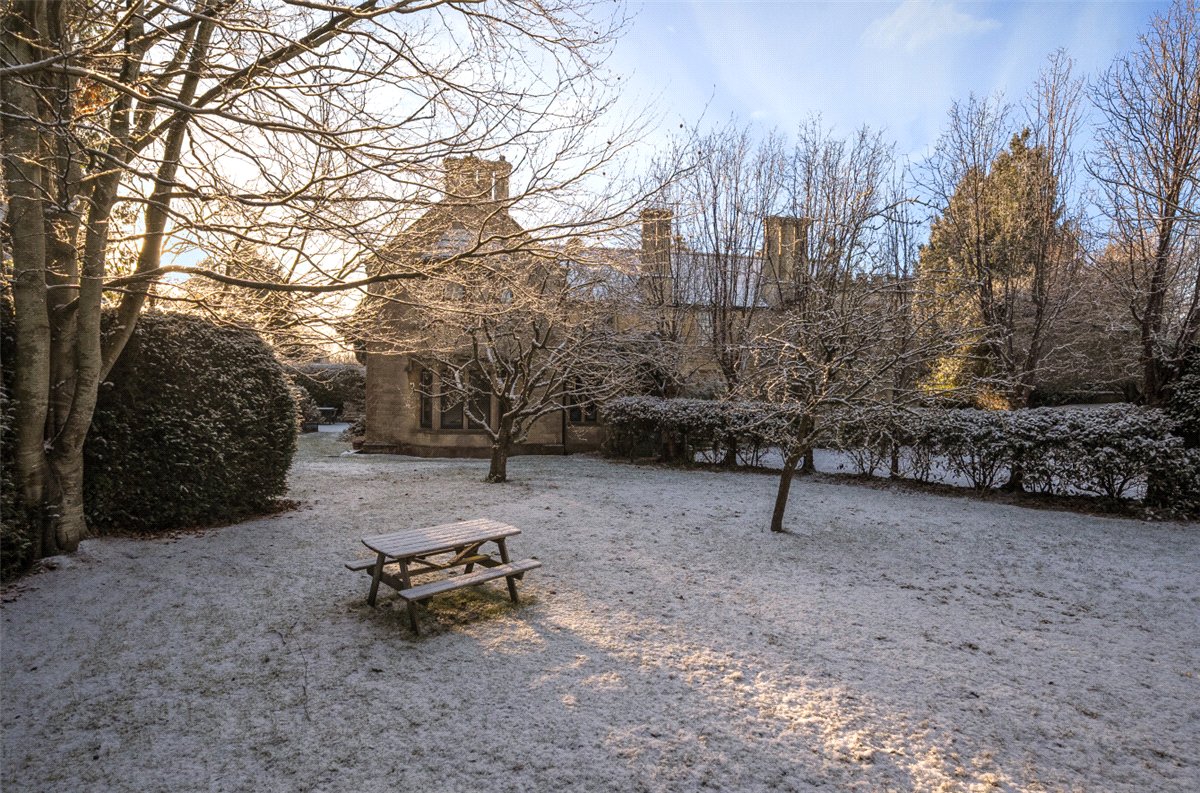 8 bedroom House, Castlefields, Calne, SN11 - Available, Image 7