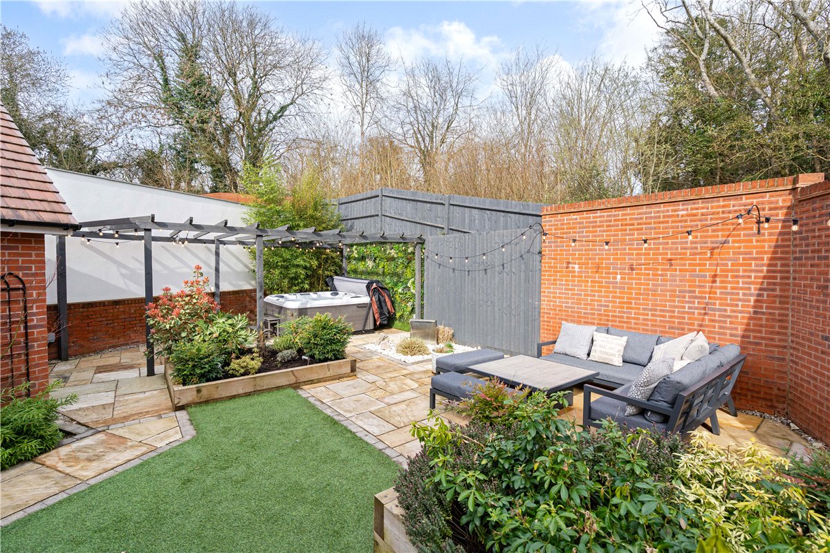 3 bedroom House, Garside Way, Marlborough, SN8 - Sold, Image 19