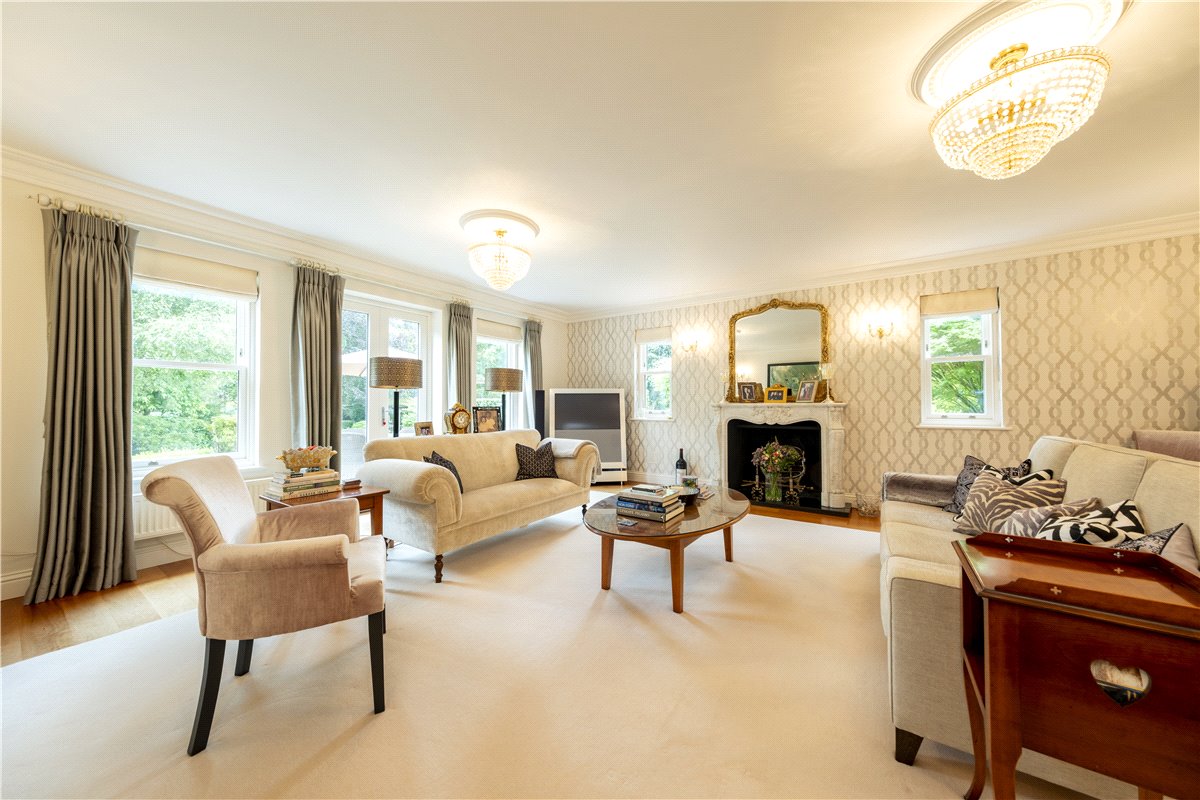 7 bedroom House, Milton Lilbourne, Pewsey, SN9 - Available, Image 5