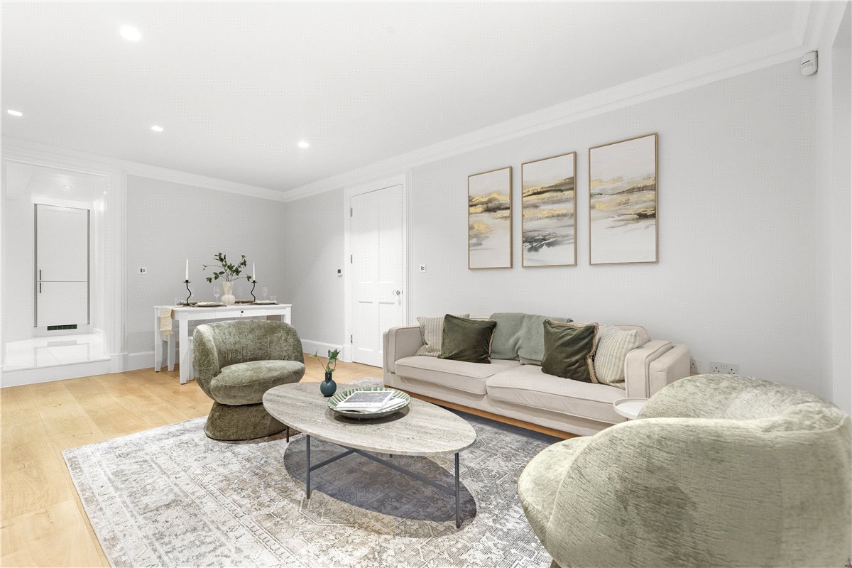 2 bedroom Flat, Cadogan Square, Chelsea, SW1X - Available, Image 18