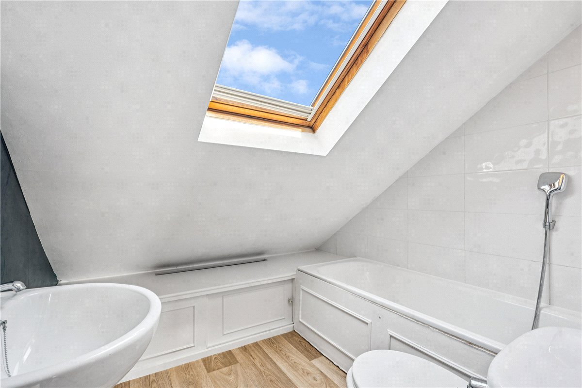 3 bedroom Flat, Queensmill Road, London, SW6 - Available, Image 11