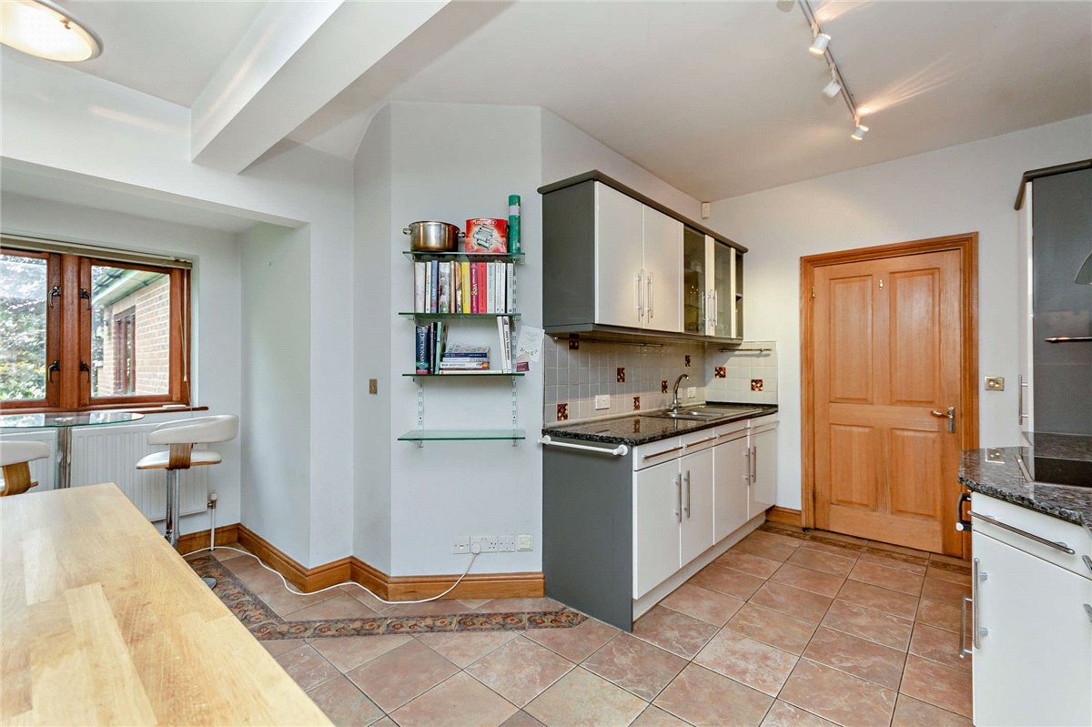 3 bedroom House, The Maltings, West Ilsley, RG20 - Available, Image 6