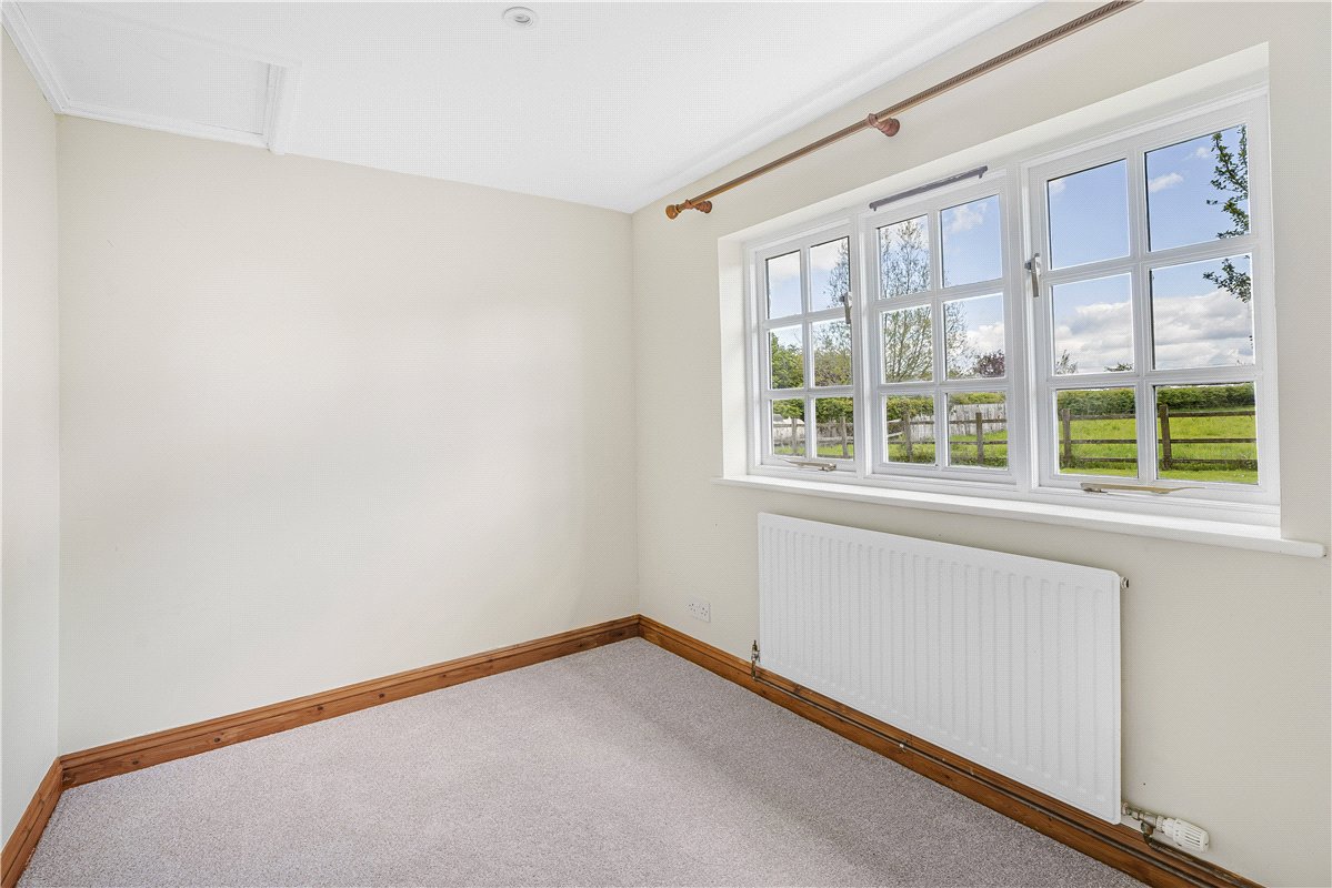 41  Country Estate, Mill Lane, Twyford, MK18 - Available, Image 42