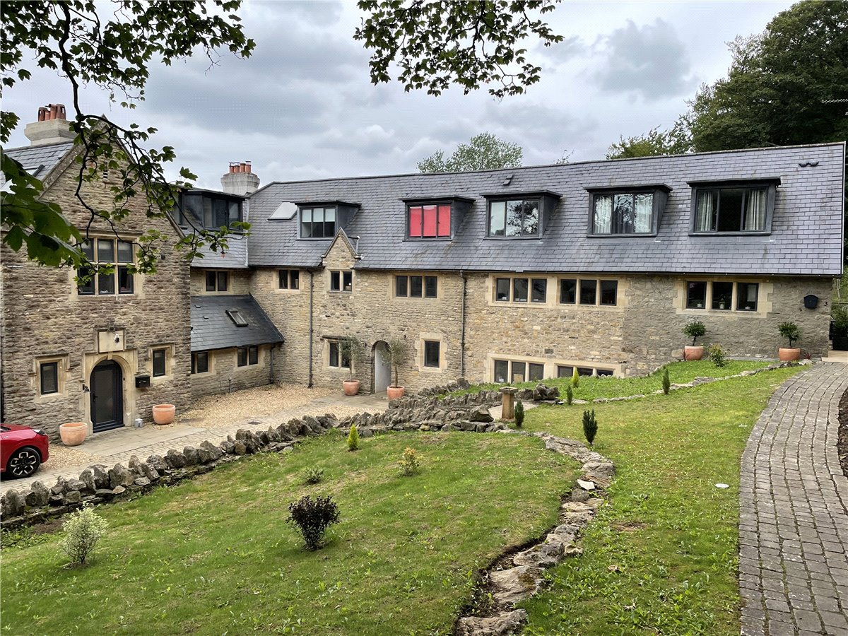 2 bedroom Flat, Brockham End Mews, Brockham End, BA1 - 