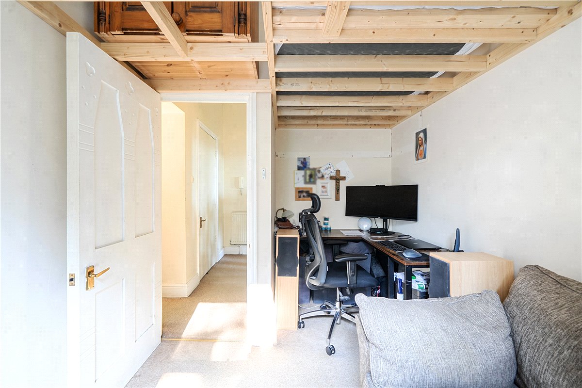 2 bedroom Flat, College Road, Bath, BA1 - Available, Image 9