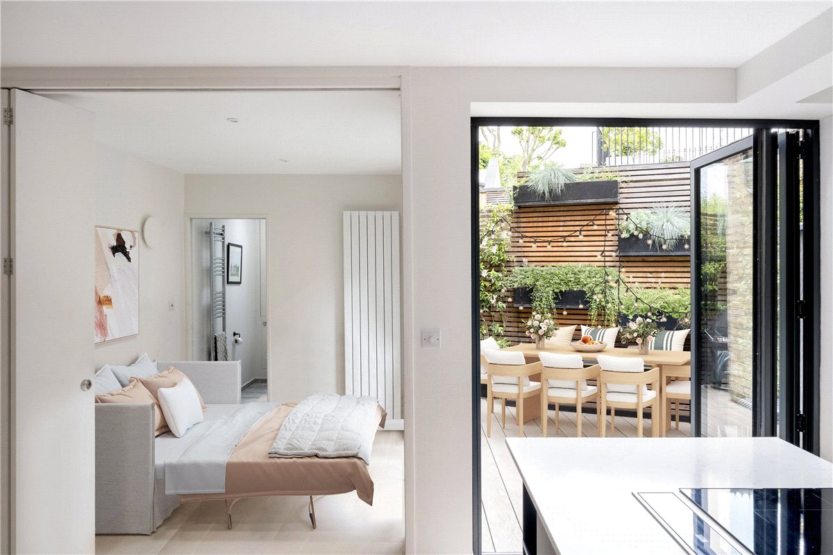 2 bedroom House, Nottingham Road, London, SW17 - Available, Image 14