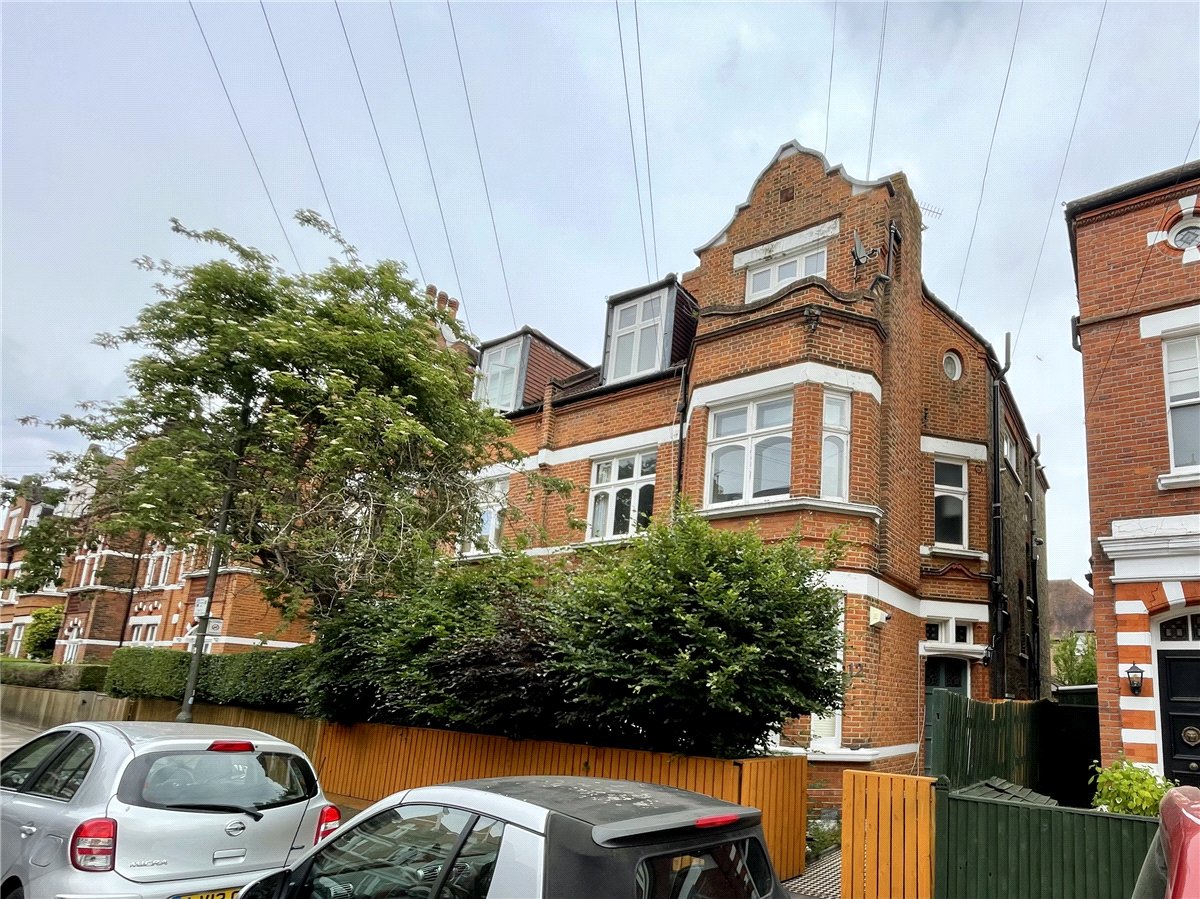 2 bedroom Flat, Wexford Road, Wandsworth Common - Balham, SW12 - Available, Image 1