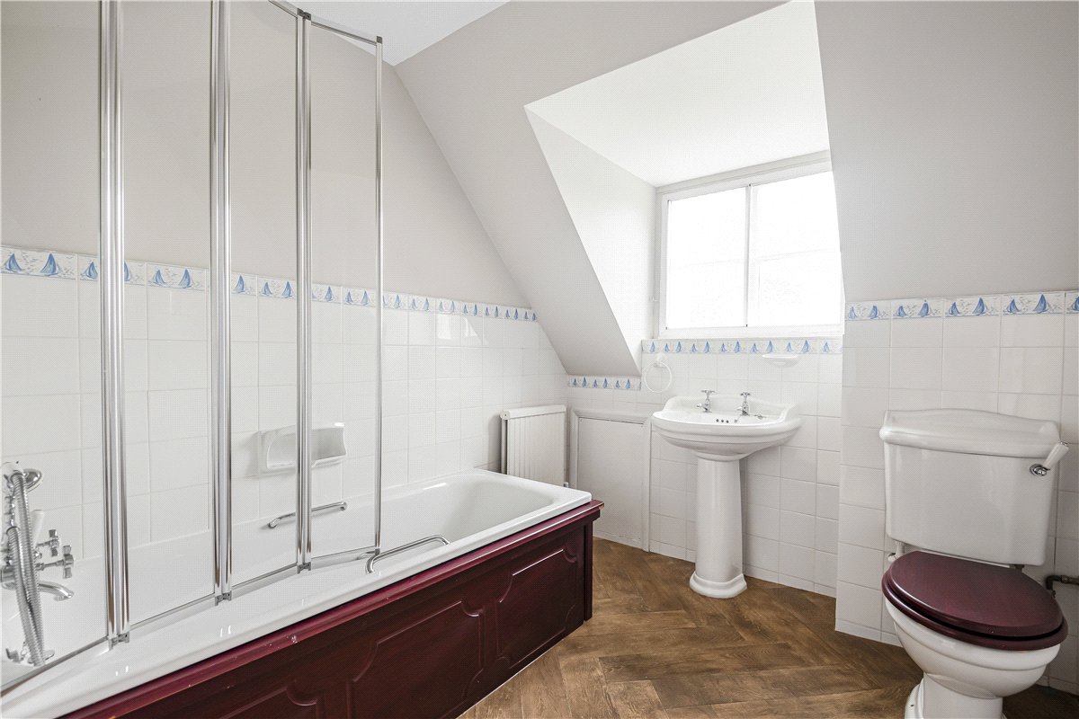 7 bedroom House, Breakspear Road South, Ickenham, UB10 - Available, Image 21