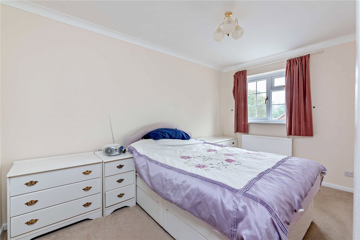 3 bedroom House, Harwood Rise, Woolton Hill, RG20 - Sold, Image 1