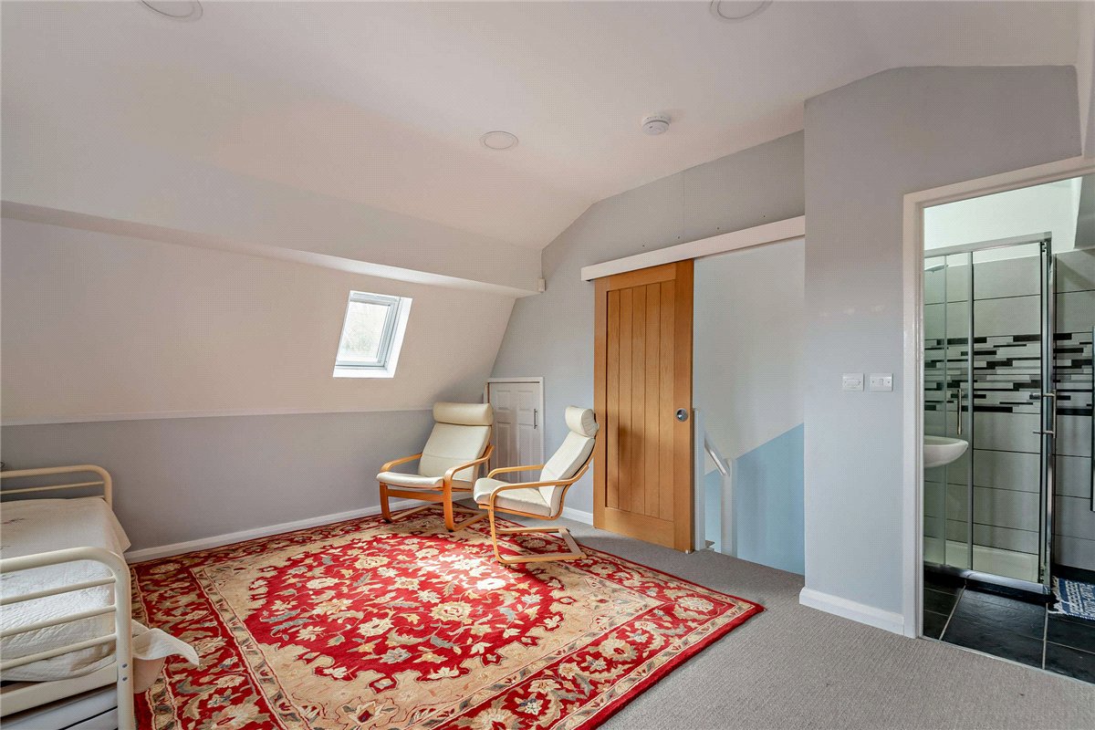 4 bedroom House, Oxford Road, Donnington, RG14 - Sold STC, Image 21