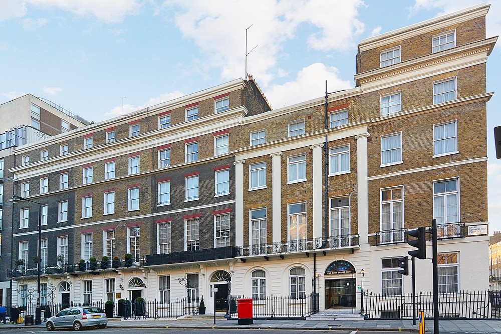 3 bedroom Flat, Great Cumberland Place, Marylebone, W1H - Available, Image 1