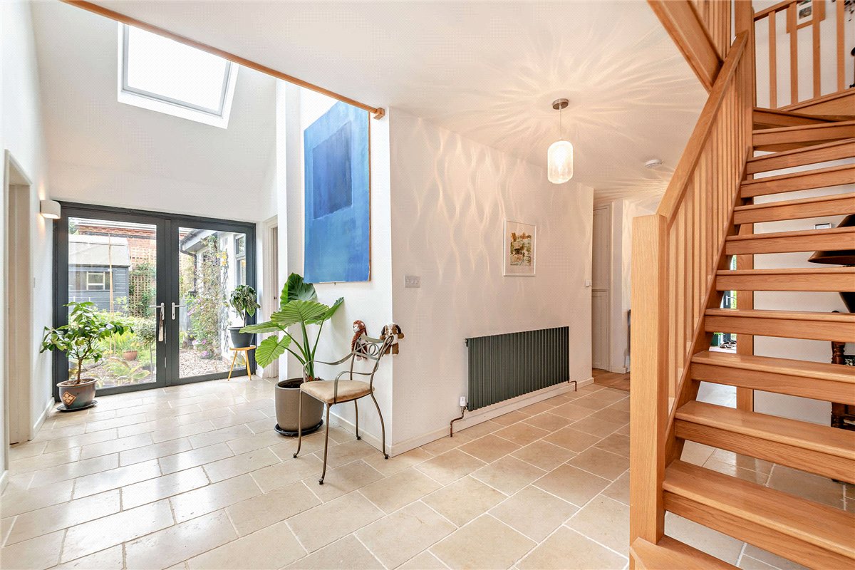 5 bedroom House, Gore End, Newbury, RG20 - Available, Image 14