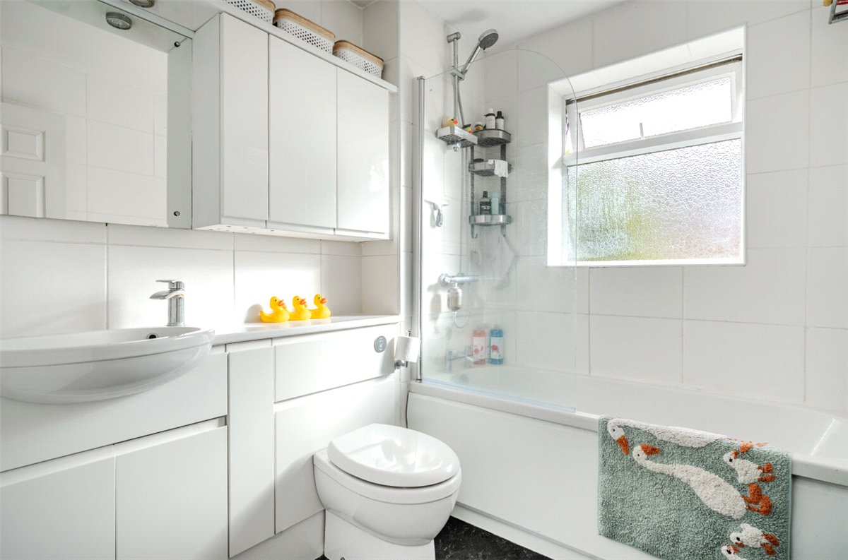 2 bedroom House, Macneice Drive, Marlborough, SN8 - Sold STC, Image 6