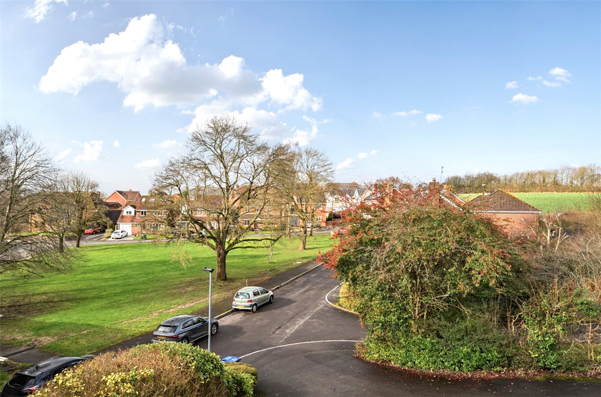 2 bedroom House, Macneice Drive, Marlborough, SN8 - Sold STC, Image 6