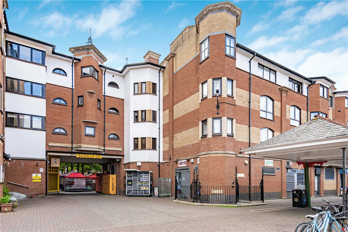 1 bedroom Flat, The Heyes, Gloucester Green, OX1 - Available, Image 3