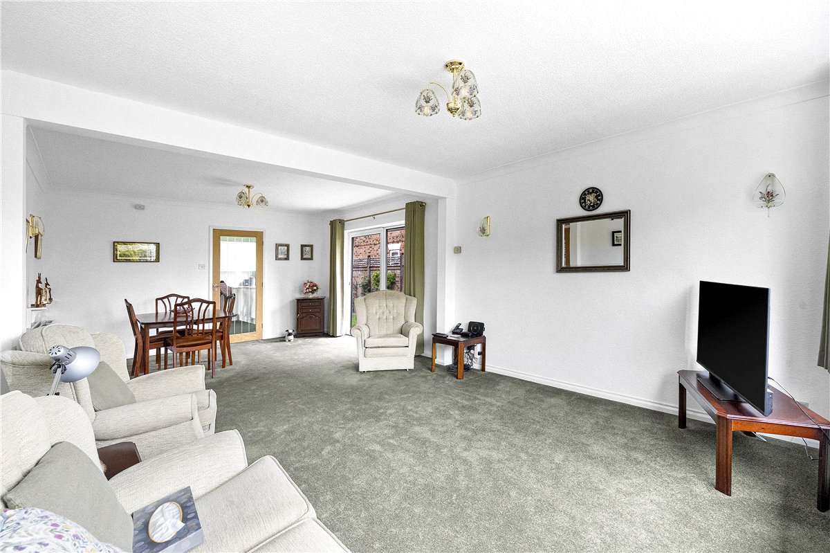 4 bedroom Bungalow, Town Street, Hayton, YO42 - Available, Image 1