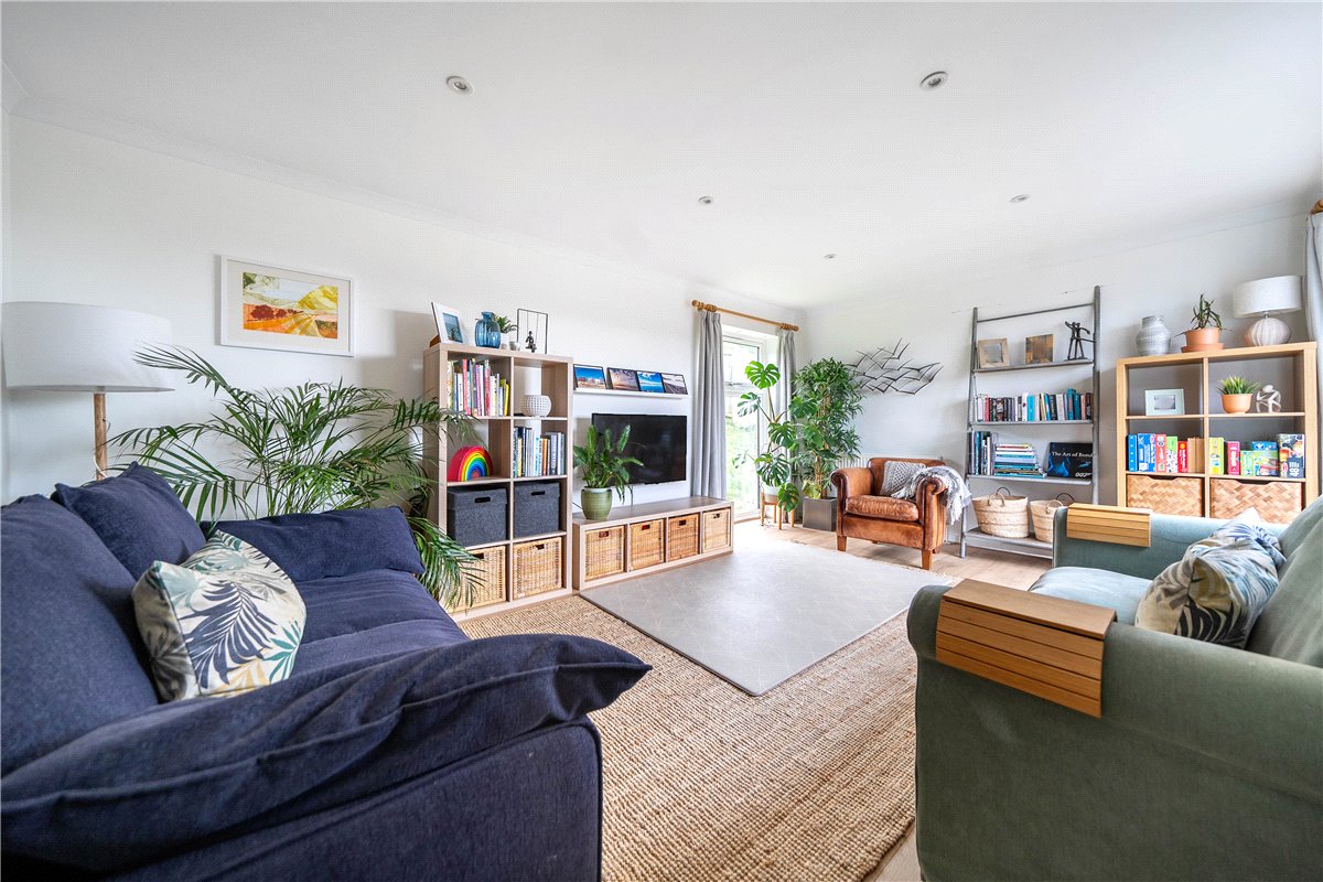 4 bedroom House, Ducks Meadow, Marlborough, SN8 - Available, Image 19