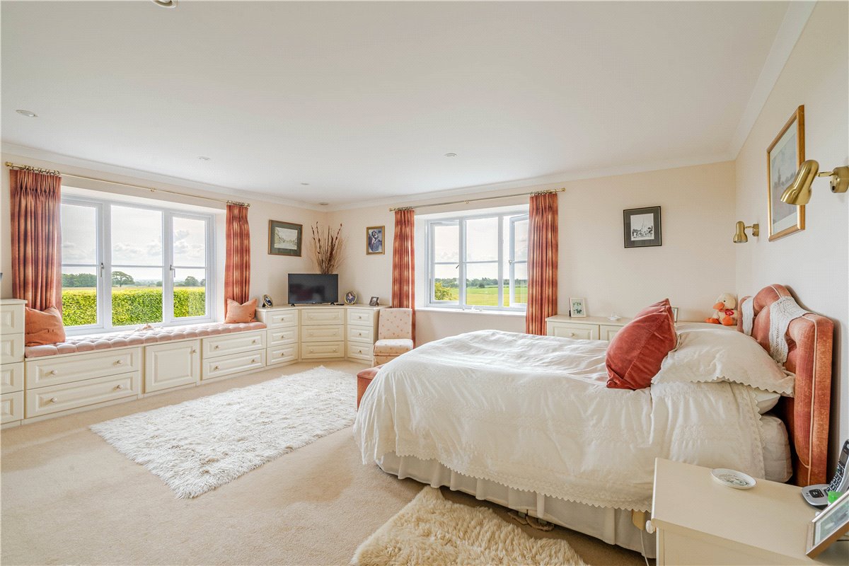 3 bedroom House, Tetbury, Gloucestershire, GL8 - Available, Image 14